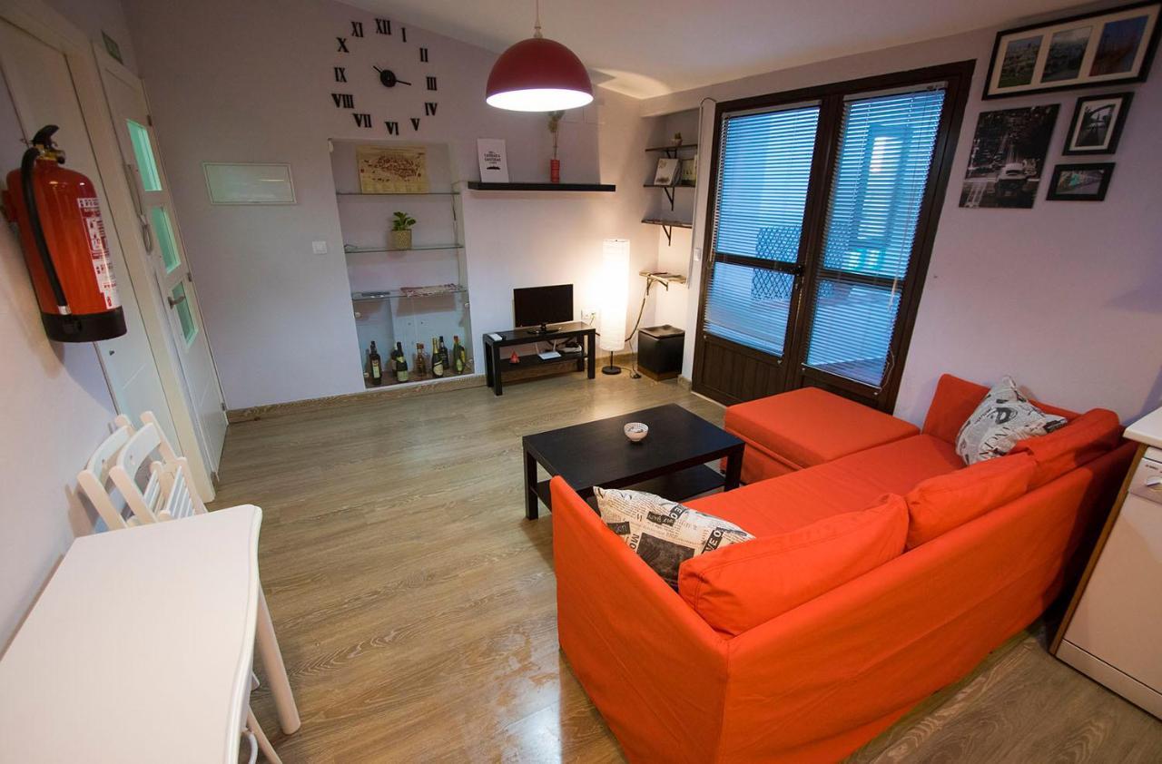 Apartamento Ciudad Monumental Caces 外观 照片