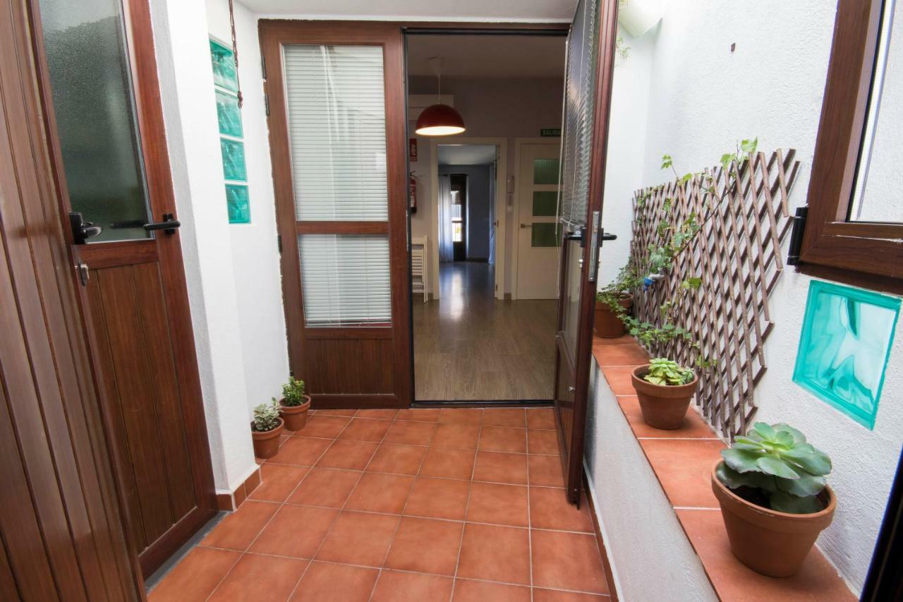 Apartamento Ciudad Monumental Caces 外观 照片